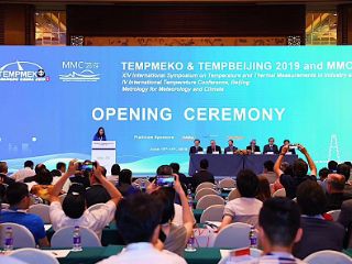 康斯特攜Additel及長峰參加2019國際溫度計量大會